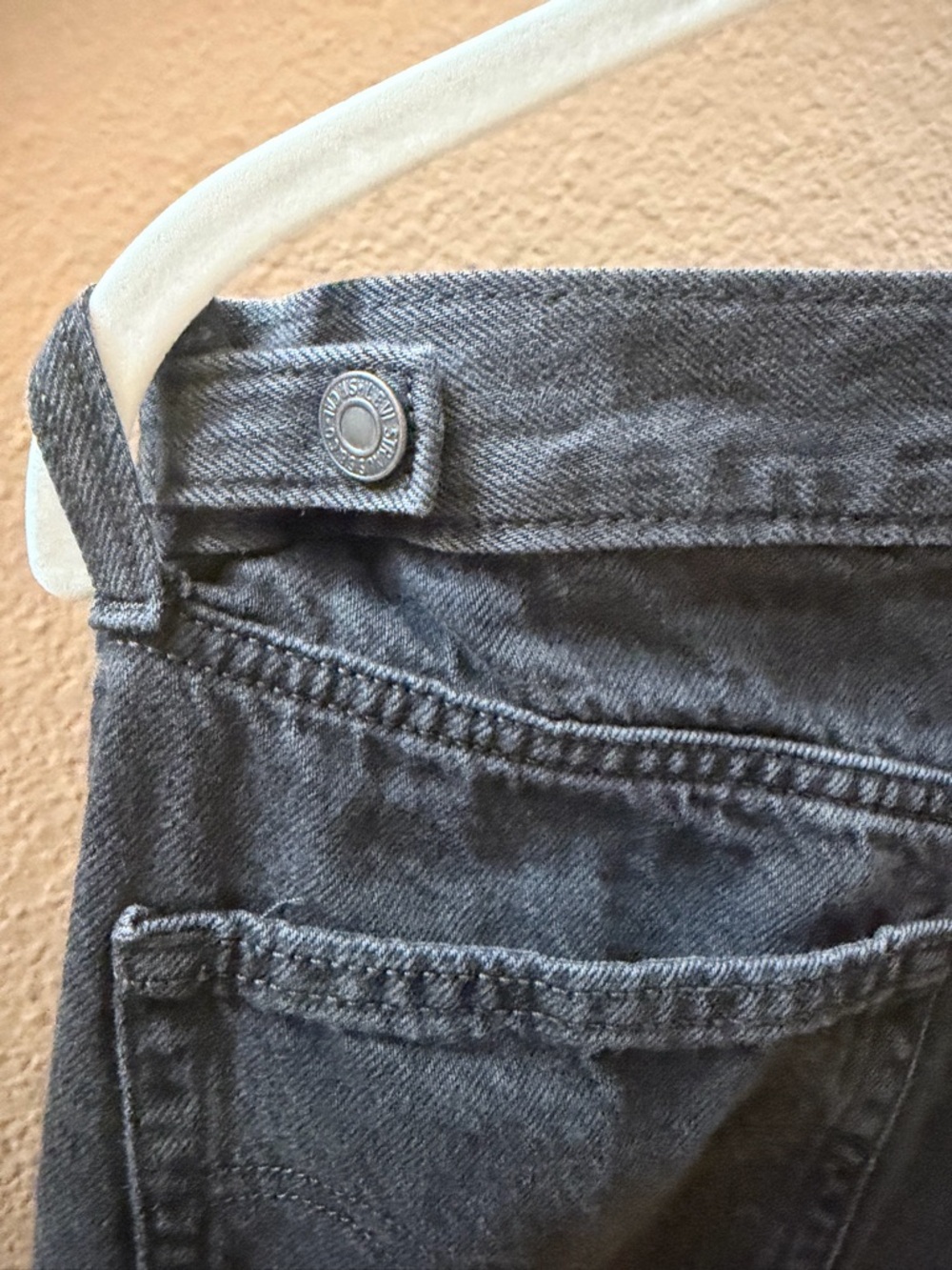 Levi's Women's Cinch Baggy Black Wide Leg Jeans - Picture 3 of 6